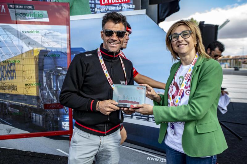 Alcaldesa de Aranda de Duero recibe el trofeo sostenible Ecovidrio