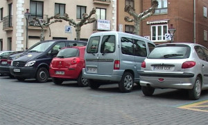 Imagen de archivo, coches (controles de velocidad)